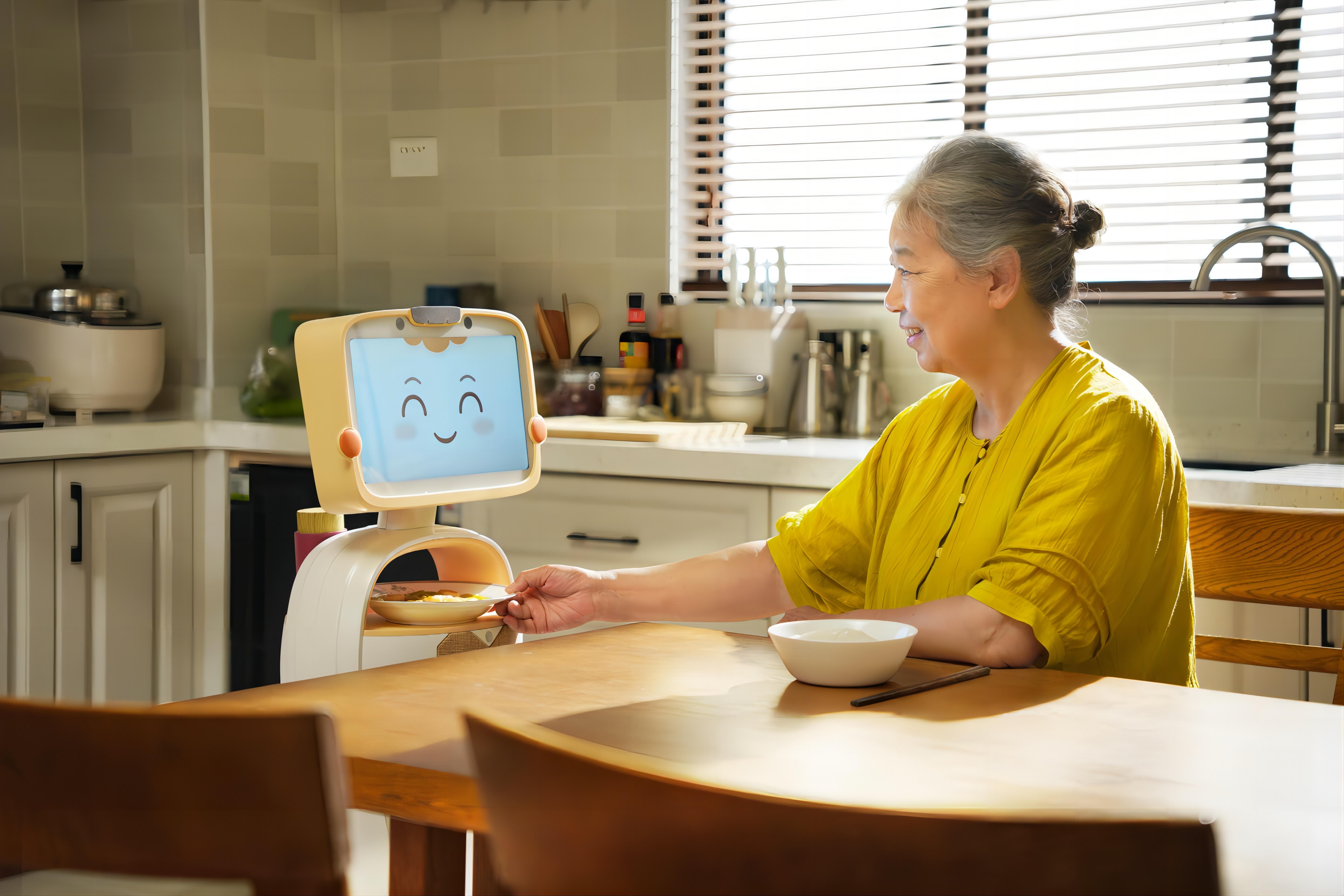 小丽长者陪伴机器人