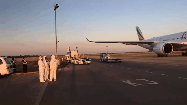 1593764009128442.gif https://mmbiz.qpic.cn/mmbiz_gif/CW9sibl6CrSSGKWZclTic633lXxS9YHkywia3DdcjLyXpGlWKicqbnQhIXVicQT6TFjKhu7JNNNibVc8iabEFByVicNQLA/640?wx_fmt=gif&wxfrom=5&wx_lazy=1